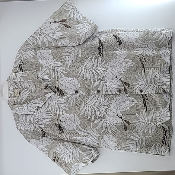 ROYAL CREATIONS Men's Short Sleeve Button Down Floral Hawaiian  Shirt - Size 2XL - Picture 1 of 14